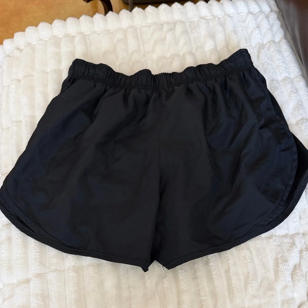 Nike Women's Black Running Shorts - Picture 3 of 4